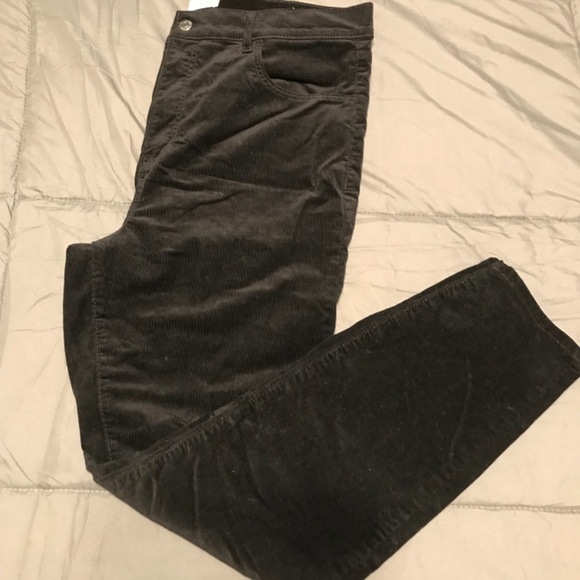 LIKE NEW Loft black skinny cords size14/32 - Picture 2 of 4